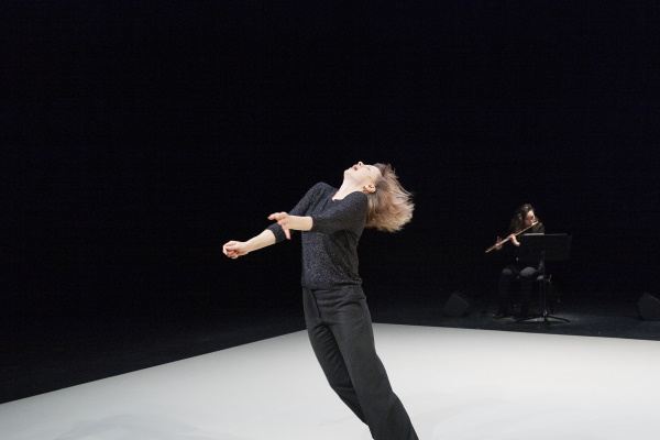 GISELLE... - une pièce de François Gremaud avec Samantha van Wissen sur une musique de Luca Antignani. Théâtre de Vidy, Lausanne, le 06 janvier 2021. ©Dorothée Thébert Filliger